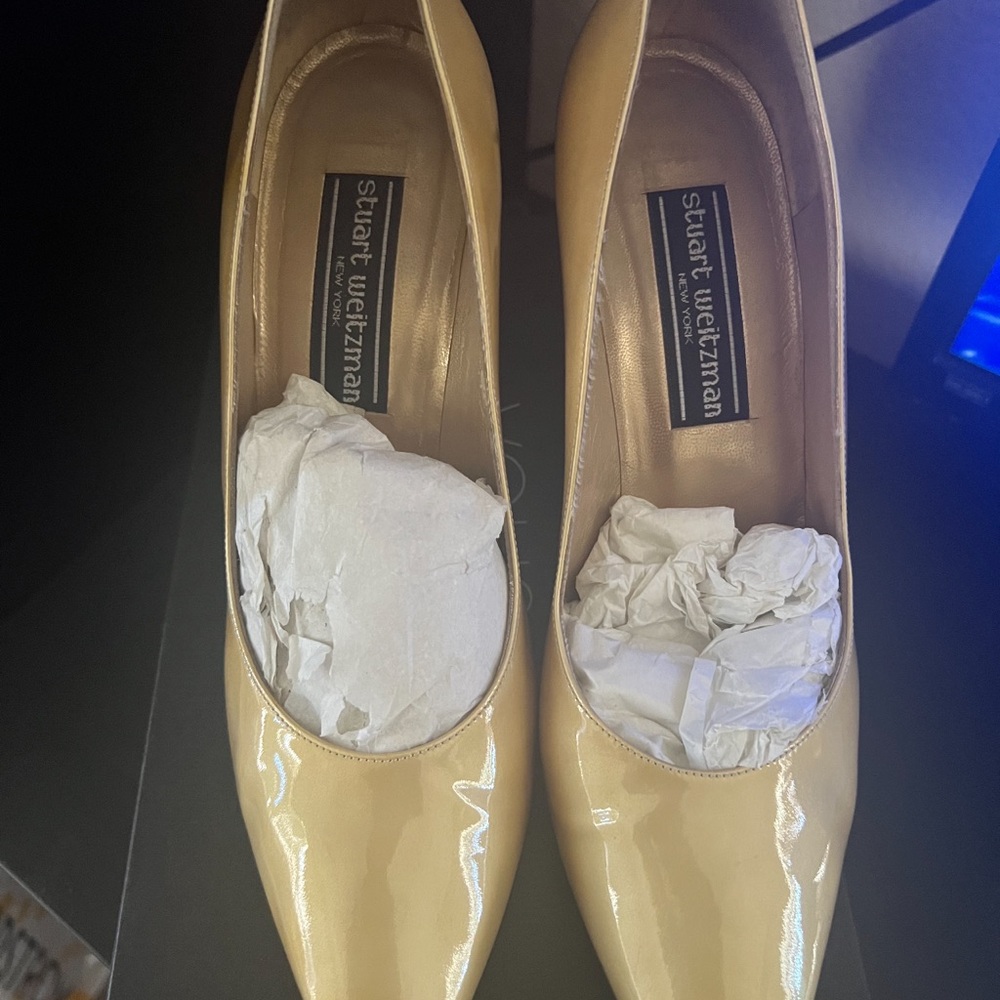 Sterwart Wiseman Pumps